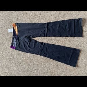 Lulu lemon groove pant